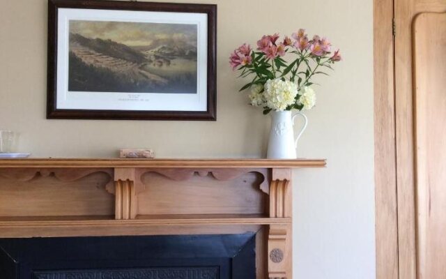 Glen Almond House