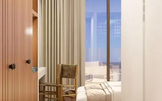 Tinos Beach Hotel & Suites