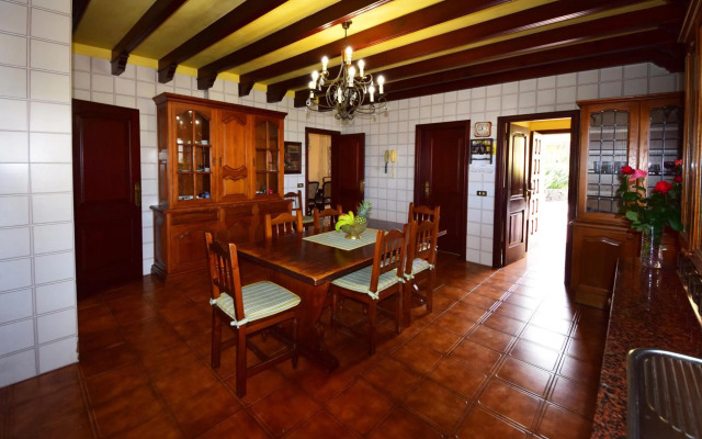 Alina - Vivienda vacacional con piscina privada