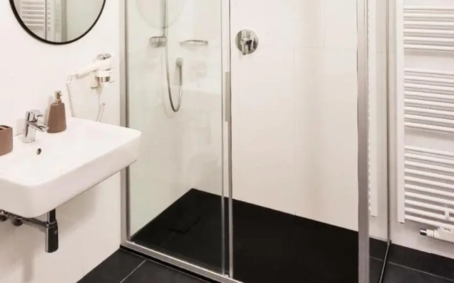 Rosa Apartment with parking historic city center