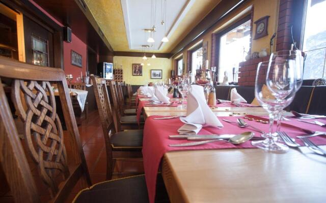 Gasthof Pension Golfvilla