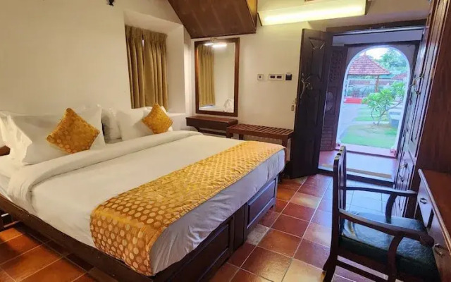 Kumarakom Tharavadu - Heritage Hotel