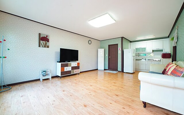Yangpyeong Dandelion Pension