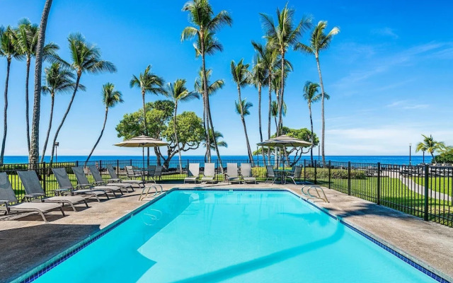 Fully Air-conditioned - Ocean View - Beautifully Renovated- Vrkcv