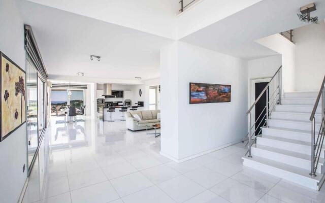 Villa Pallas KO1