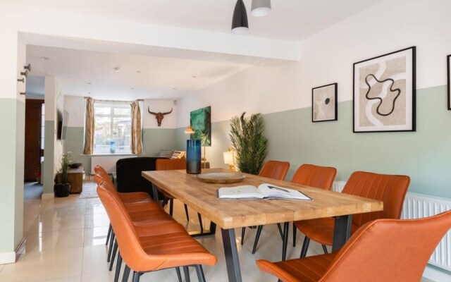 The Southwick Sanctuary - Large & Modern 6bdr with Terrace