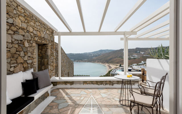 Cova Suites