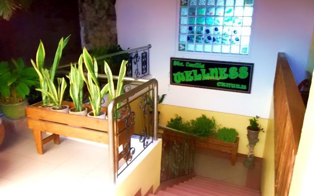 Advianne's Cafe, Hotel, and Restaurant