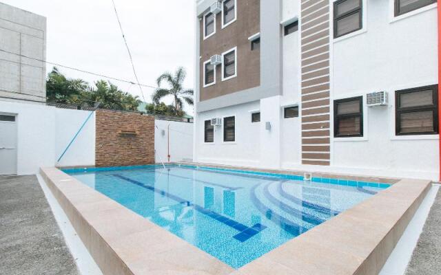 Reddoorz Plus @ D'builders Poblacion - Bgc