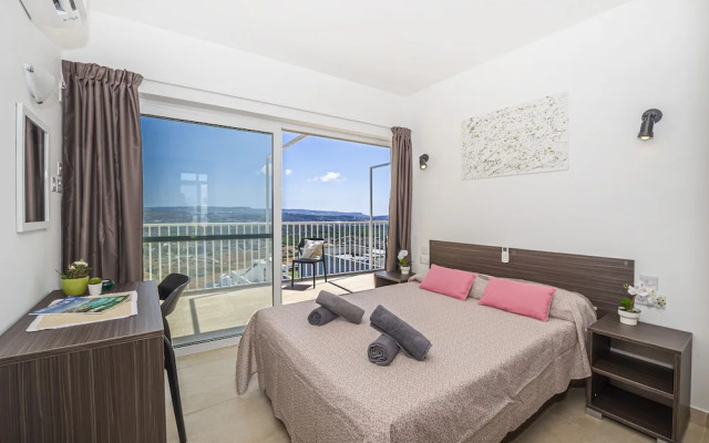 Summer Breeze Penthouse