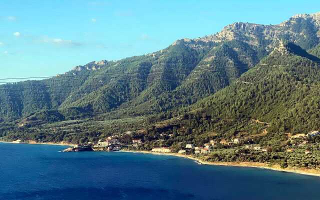 Blue Bay Beach Hotel