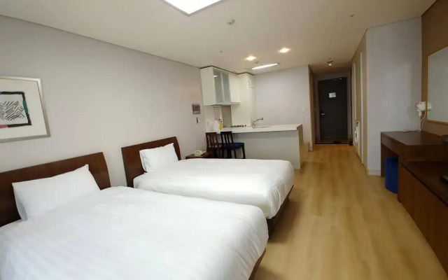 Vabien Suites 2 Serviced Residence