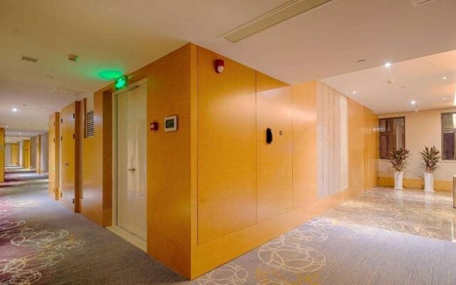 Ramada Encore Lingbao