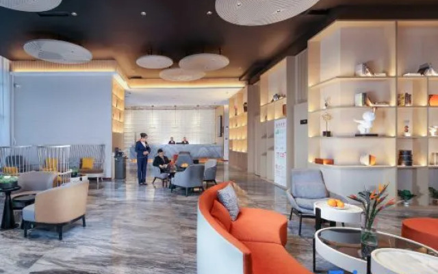 Vienna International Hotel (Kunming Dianchi Haiyuan Fortune Center)