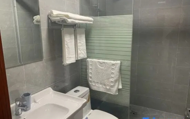 Taizhou Oudi Space Hotel – Bathroom – Taizhou