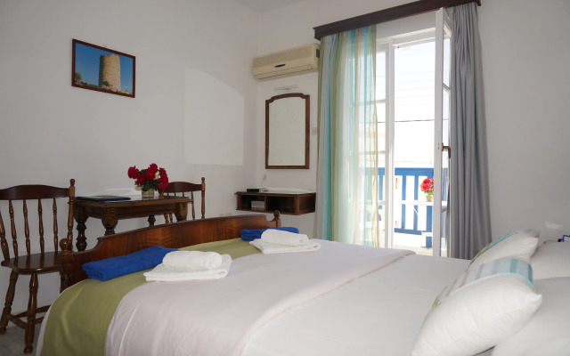 Adonis Hotel Naxos