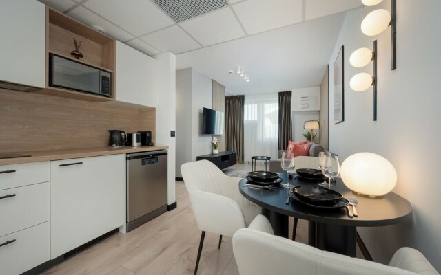 Elegant Apartment in Wroclaw by Renters