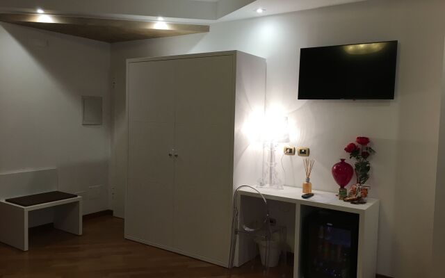 Carone Suite - Charme & Pool
