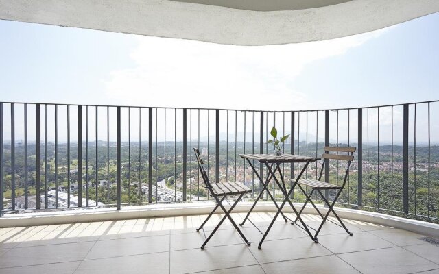 Sri Beverly Hills Near KLIA & KLIA2 & F1