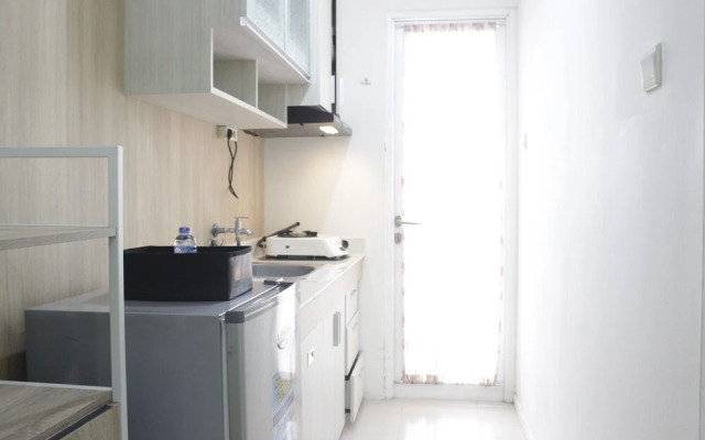 Cozy Stay 1BR Apartment at Parahyangan Residence