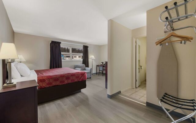 Baymont by Wyndham Iron Mountain