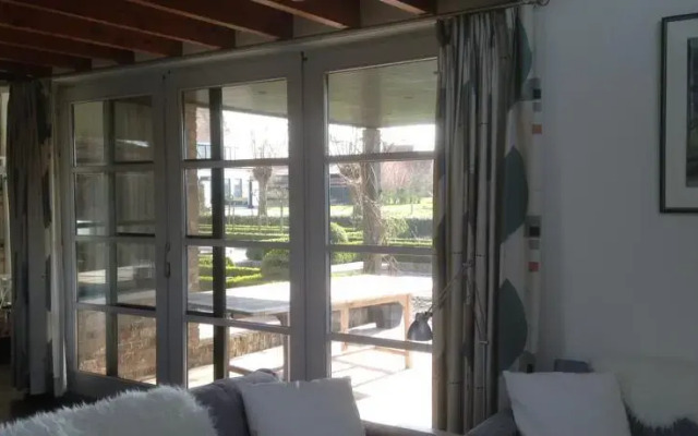 Gardenhouse Boerke Naas With Kitchen