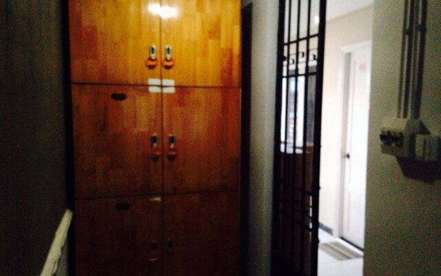 Funny House Apart and Inn