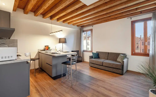 San Lorenzo Apartments 5054