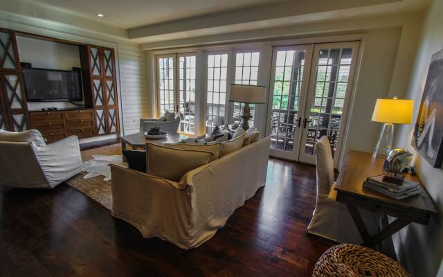 Rosemary Beach Rentals by Counts-Oakes