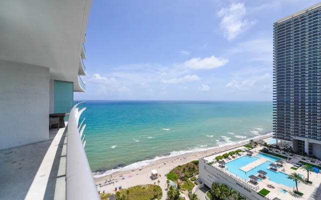 Lux 2Br Condo At Hollywood Beach