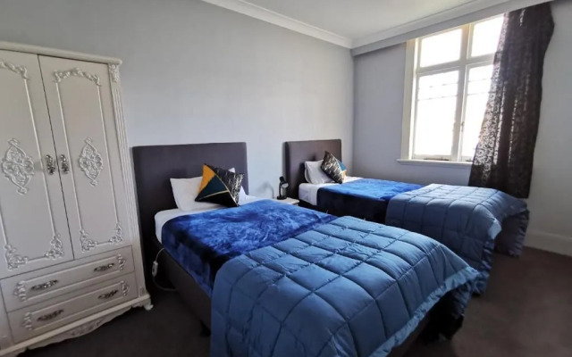 Parakai Geothermal Motel