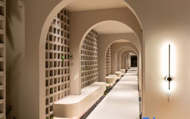 Shanghai Bund Riverside Treasury Hotel