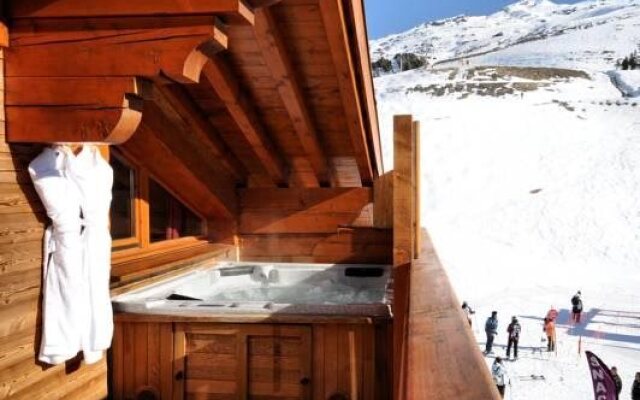 LIsatis Chalet Hotel