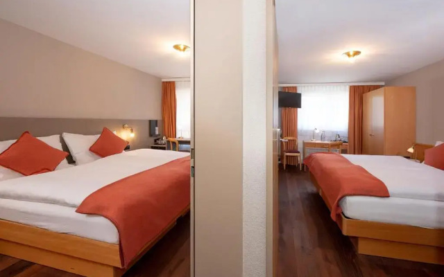 Hotel Alex