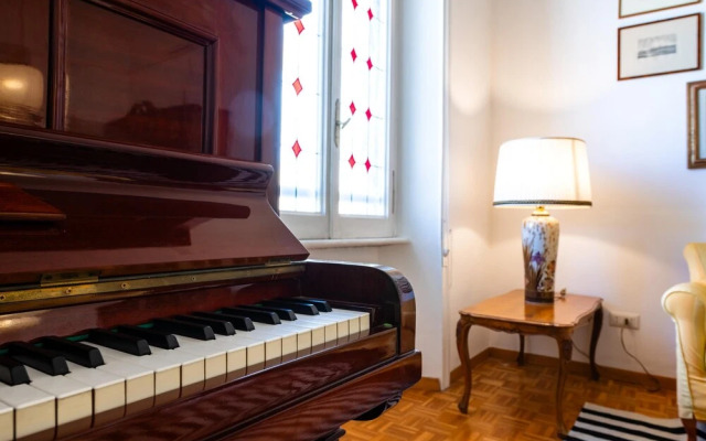 Casa Emme in Rome With 2 Bedrooms and 1 Bathrooms