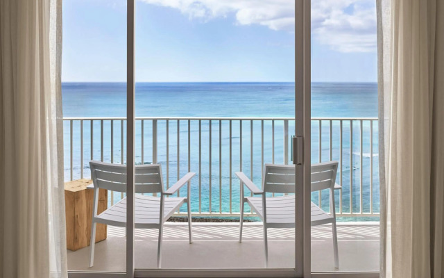 Alohilani Resort Waikiki Beach