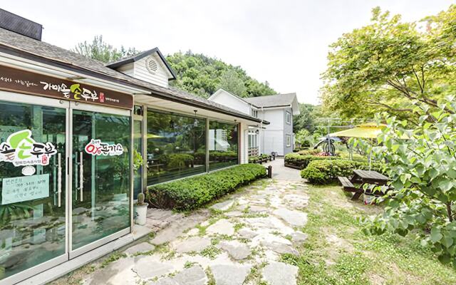 Yeongju Buseoksa Ganeun Gilae Pension