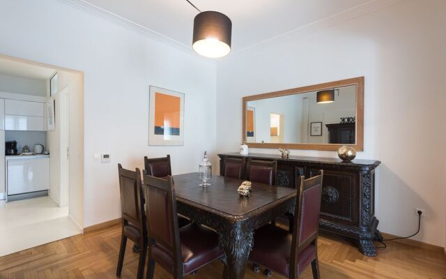 Thessaloniki Seaside Apartment A&B