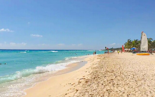 Villa Golf Beach Holiday Rental Private Pool BBQ Maid Service