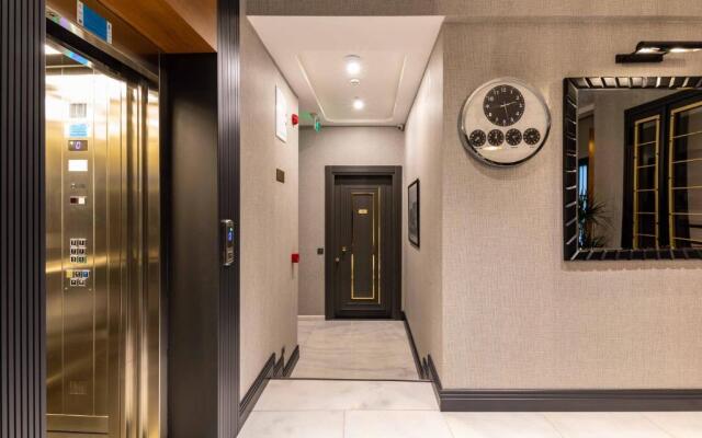 Sala Suites