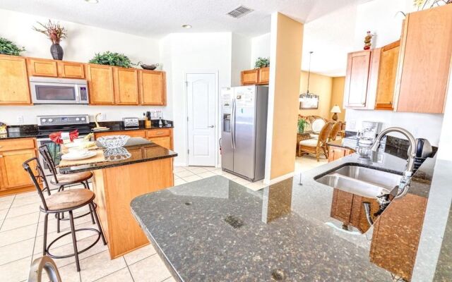 Phellipe's West Haven Vacation Home