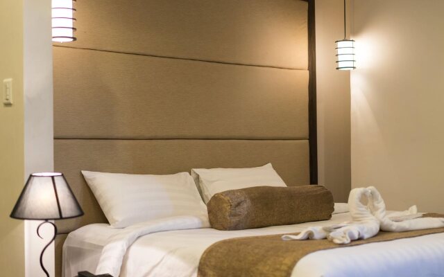 West Avenue Suites