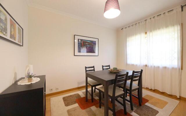 FLH Gaia Valadares Comfy Apartment