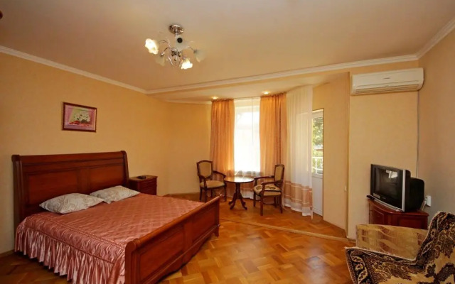 On Samburova 242 Guest House