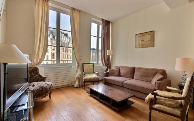 Apartment Place Dauphine - 4 Adults