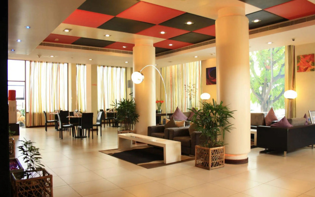 37th Crescent Hotel