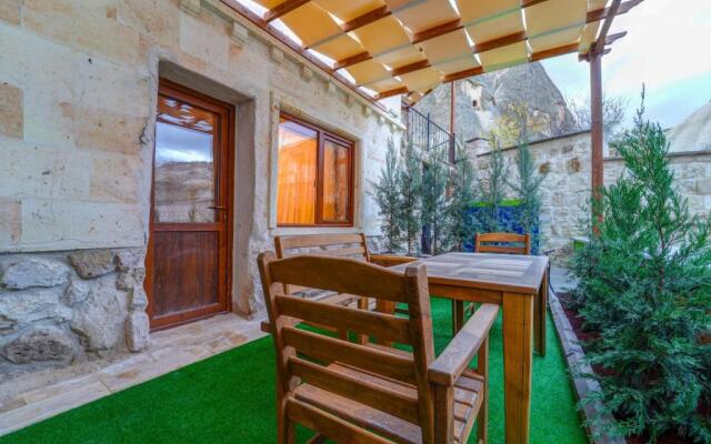 Enjoy Stone Hotel