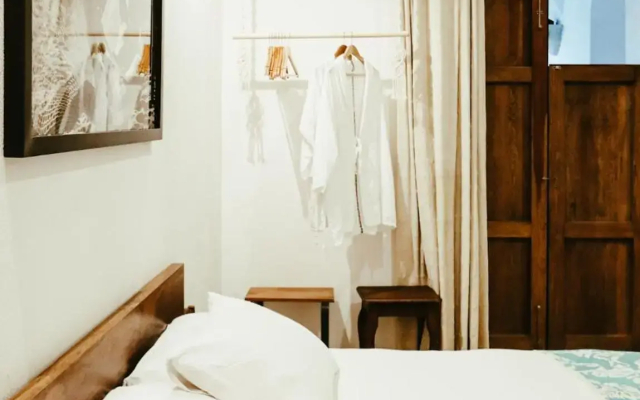 Hotel Sin Nombre