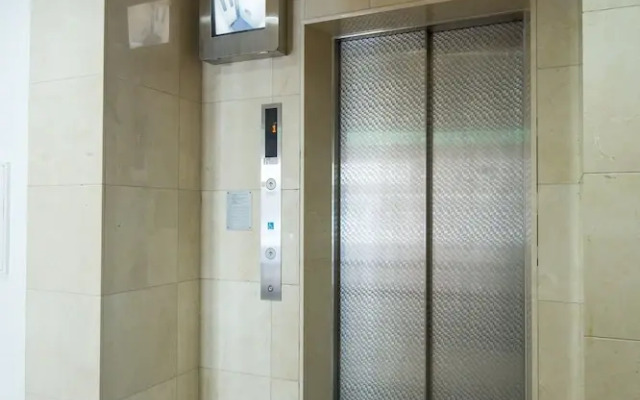 Ocean Partners Rebanga Namba Apartment