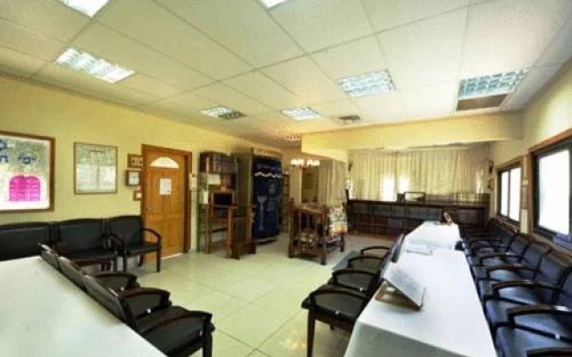 Merkaz Yami Caesarea